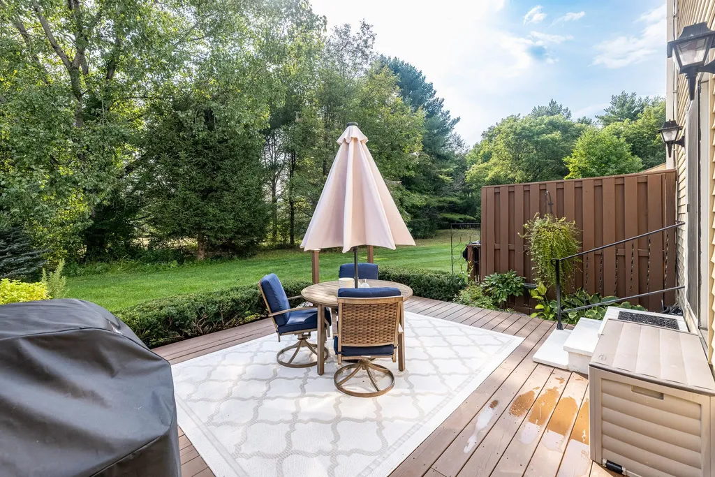 60 Fieldstone Way Hartford VT 05001