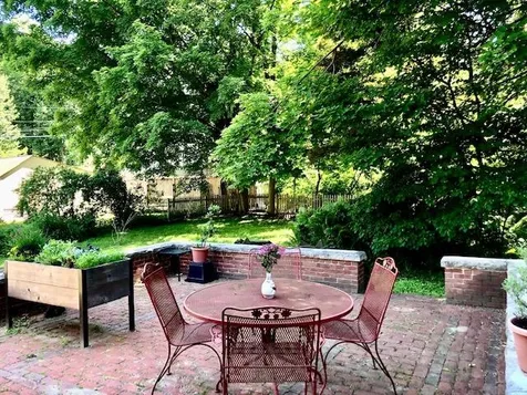 174 Birge Street Brattleboro VT 05301