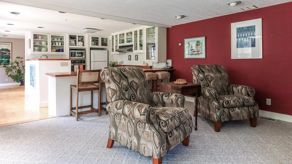 163 Mountain Road Concord NH 03301