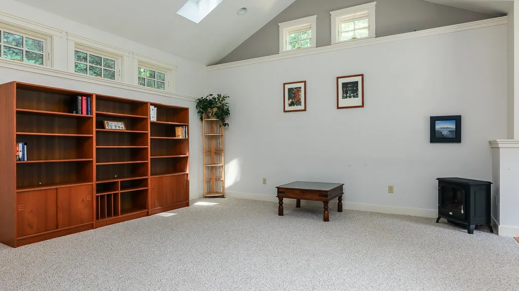 163 Mountain Road Concord NH 03301