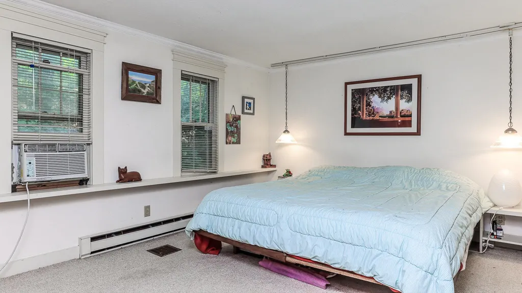 163 Mountain Road Concord NH 03301