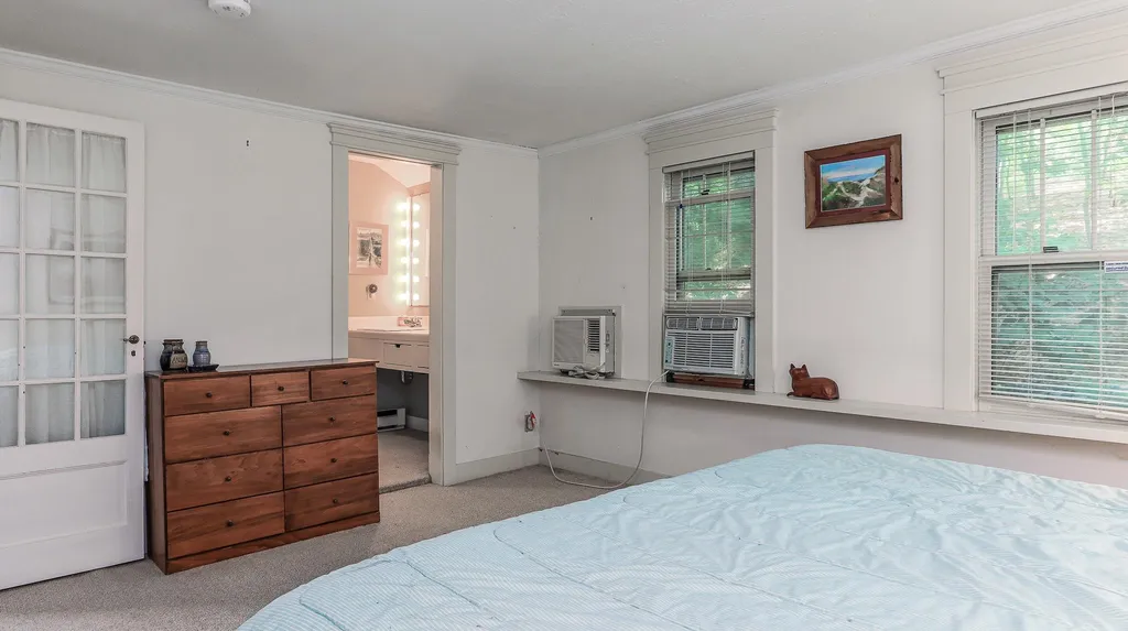 163 Mountain Road Concord NH 03301