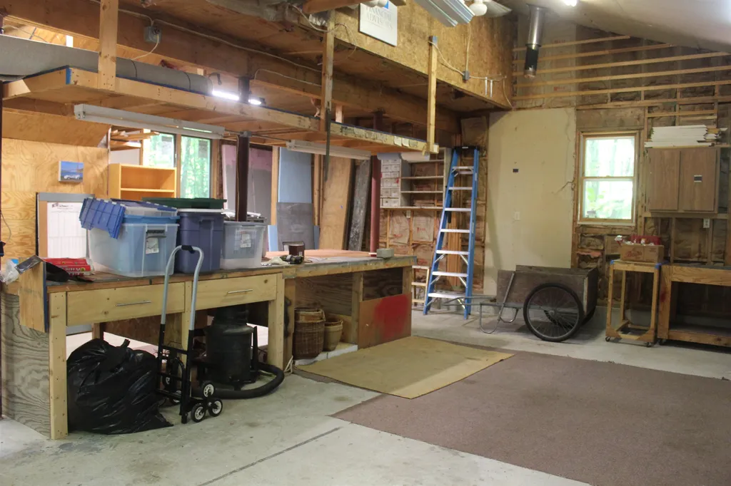 163 Mountain Road Concord NH 03301