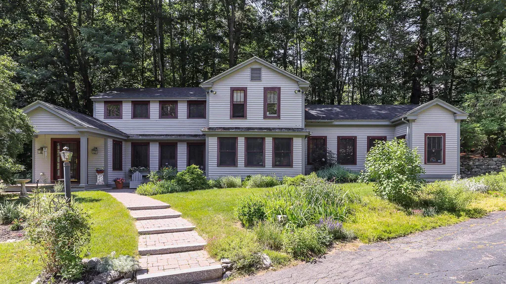 163 Mountain Road Concord NH 03301