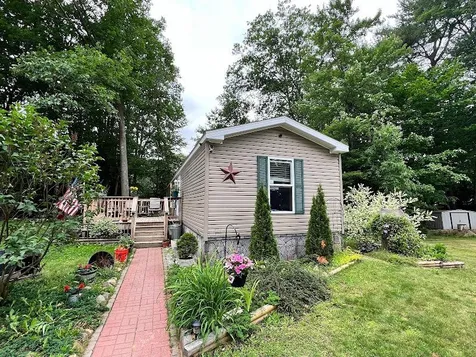 16 Deer Lane Belmont NH 03220