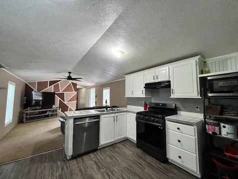16 Deer Lane Belmont NH 03220