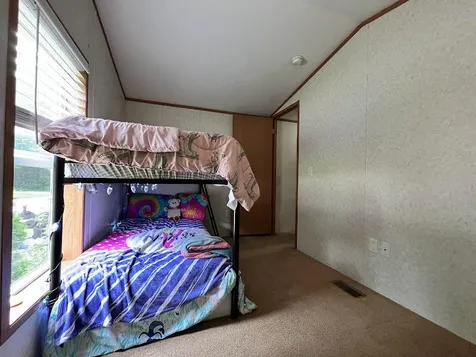 16 Deer Lane Belmont NH 03220