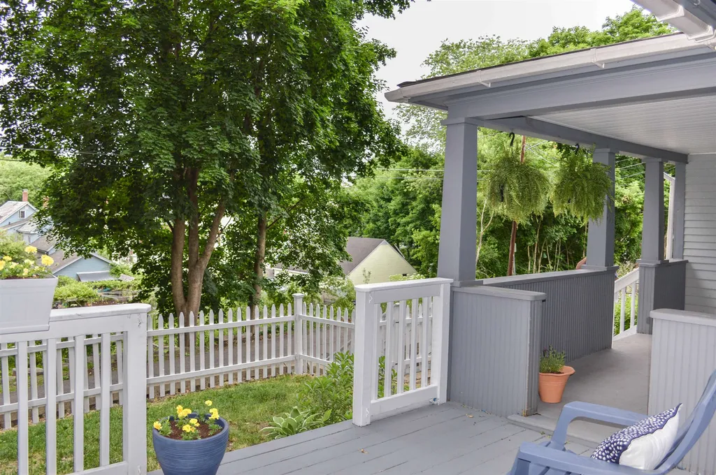 19 Oak Street Keene NH 03431