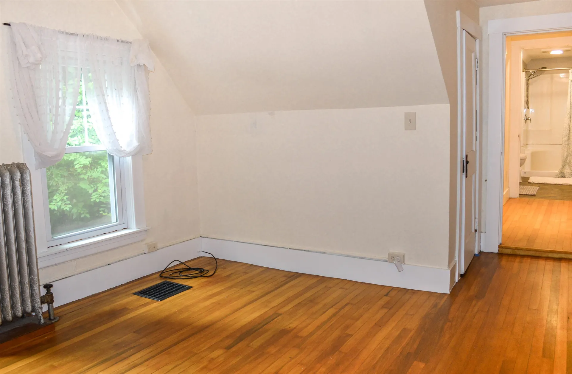 19 Oak Street Keene NH 03431