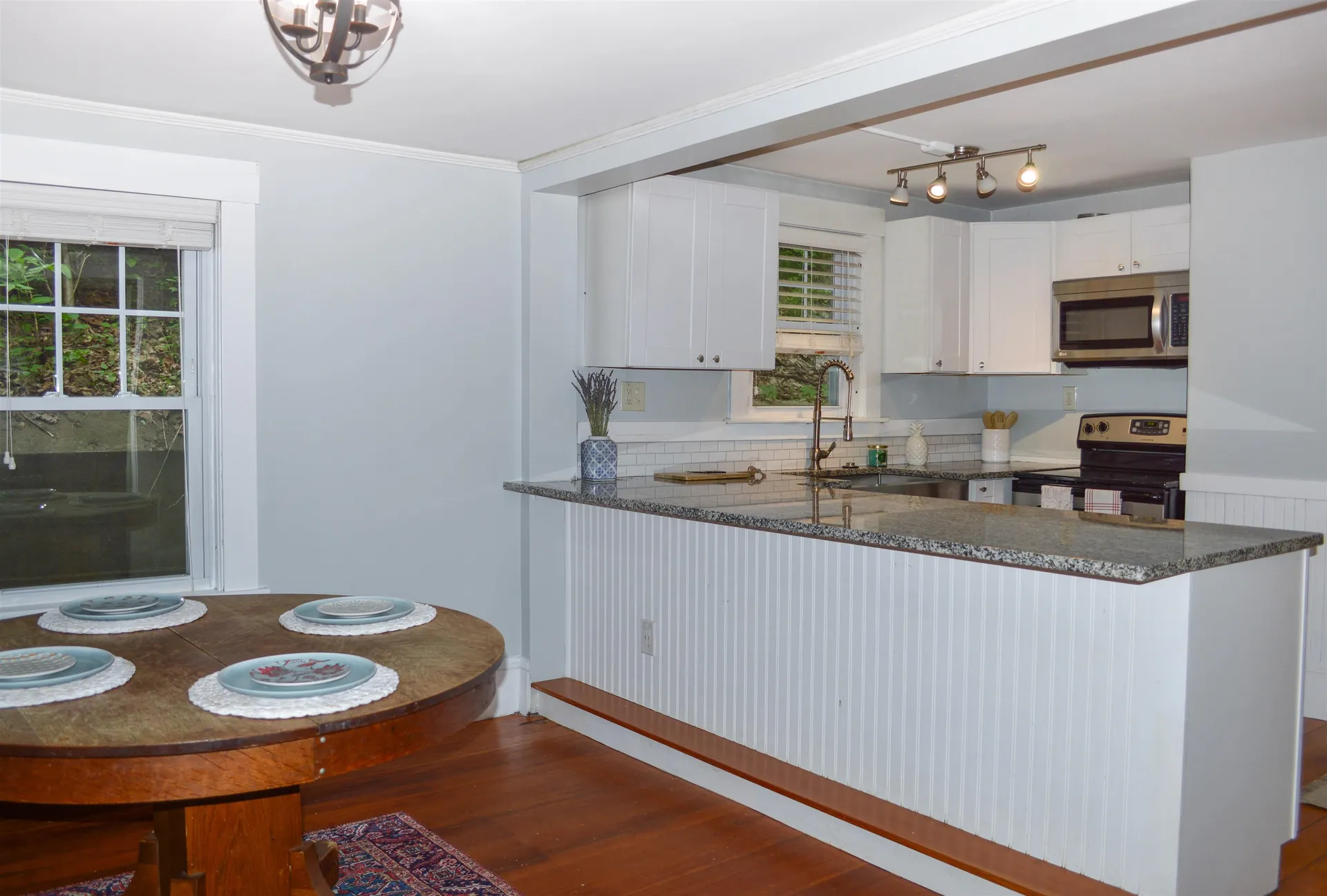 19 Oak Street Keene NH 03431