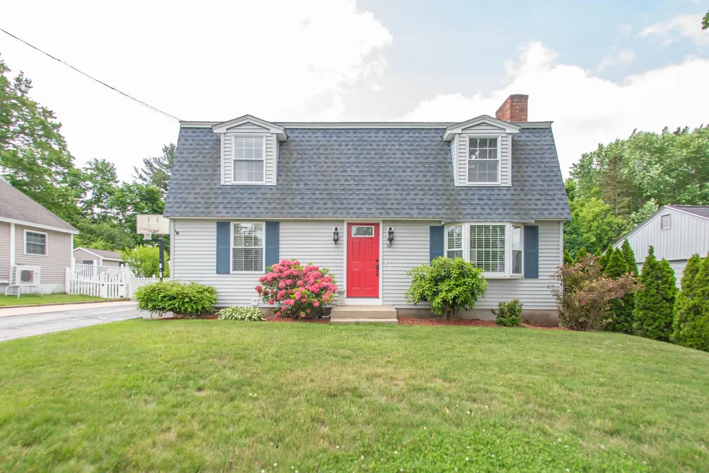 157 Maynard Avenue Manchester NH 03103
