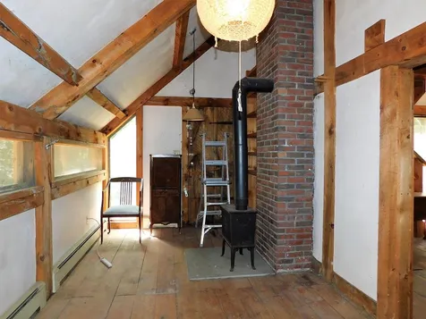 66 Snell Road Lee NH 03861