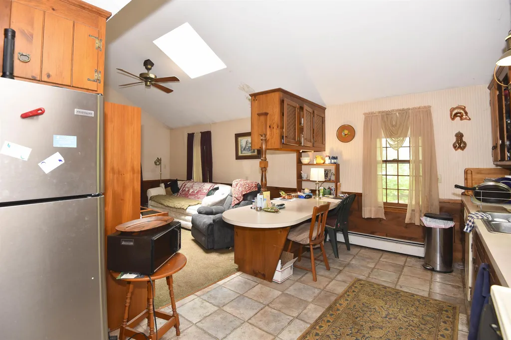 81 Shannon Road Salem NH 03079