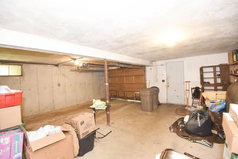 81 Shannon Road Salem NH 03079