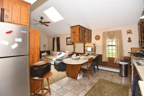 81 Shannon Road Salem NH 03079