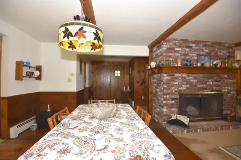81 Shannon Road Salem NH 03079