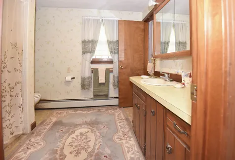 81 Shannon Road Salem NH 03079