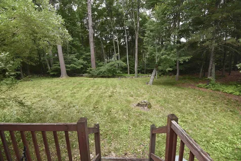 81 Shannon Road Salem NH 03079