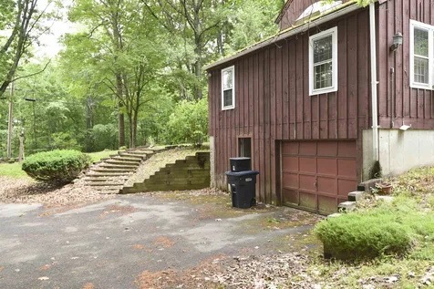 81 Shannon Road Salem NH 03079