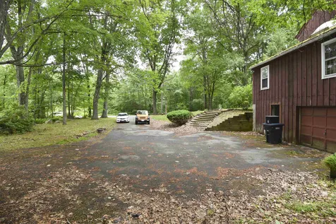 81 Shannon Road Salem NH 03079