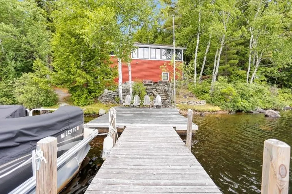 12 Redhouse Road Acworth NH 03601
