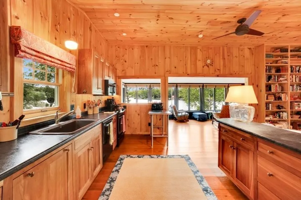 12 Redhouse Road Acworth NH 03601
