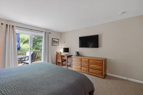 5 White Oak Lane Lincoln NH 03251
