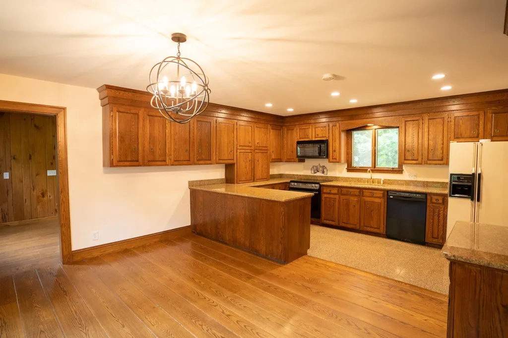 592 Main Street Claremont NH 03743