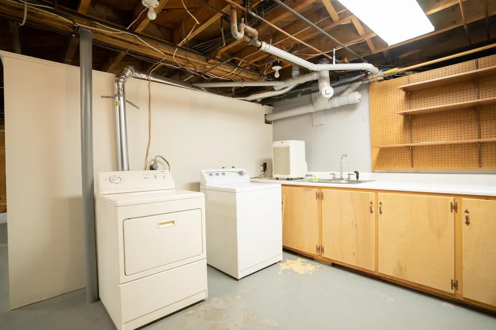 592 Main Street Claremont NH 03743