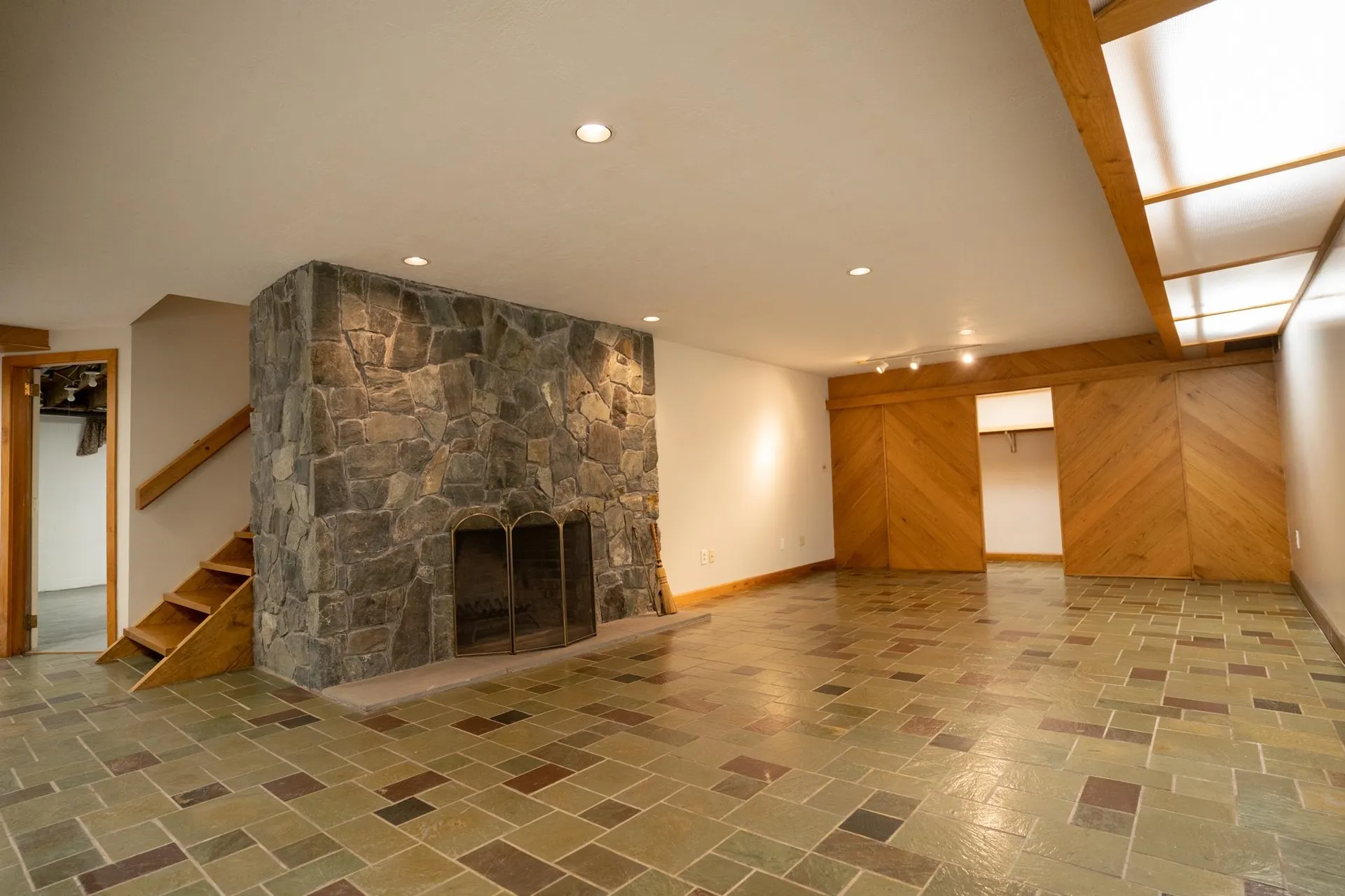 592 Main Street Claremont NH 03743