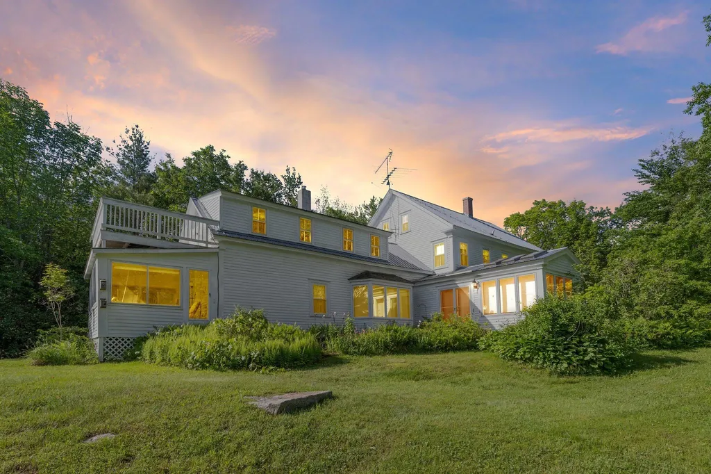 45 Whiteface Intervale Road Sandwich NH 03259