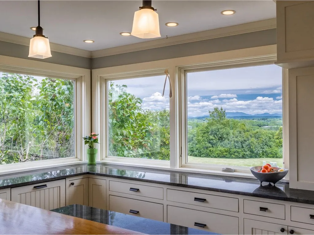 187 Ridgefield Road Shelburne VT 05482