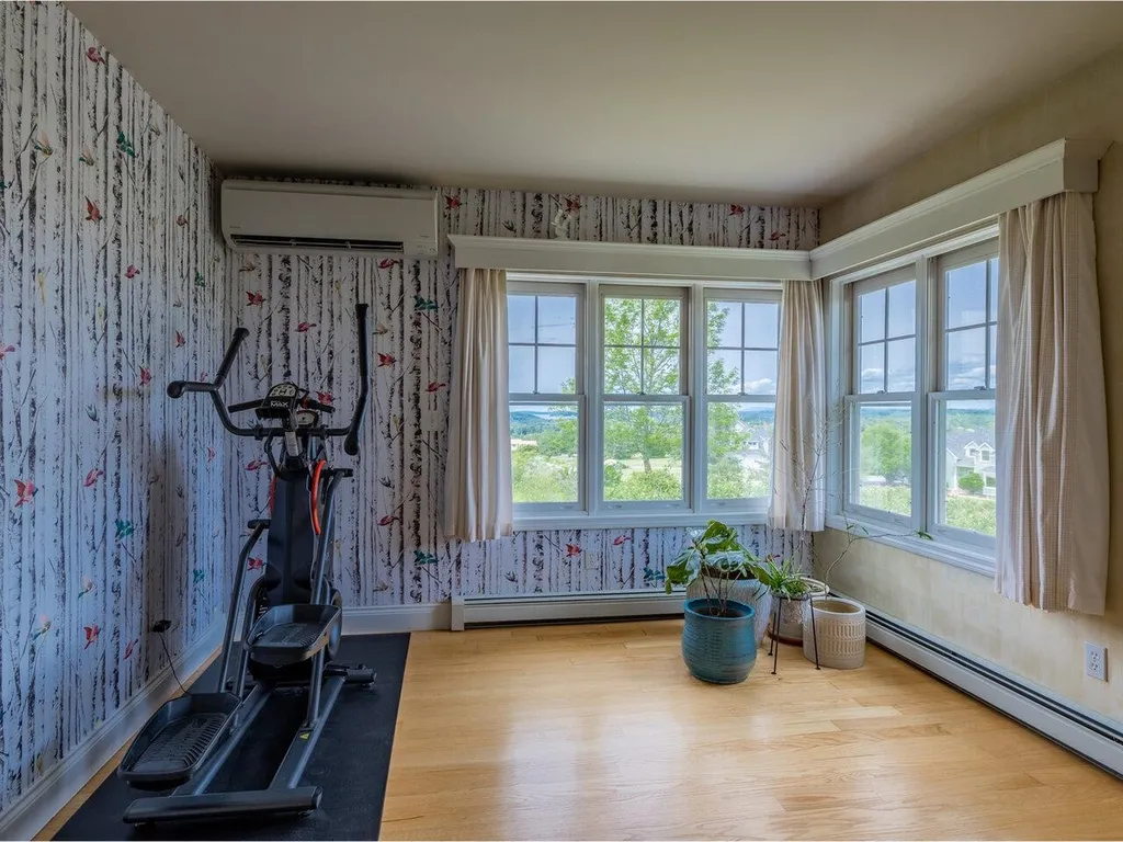 187 Ridgefield Road Shelburne VT 05482