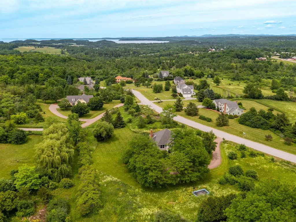 187 Ridgefield Road Shelburne VT 05482