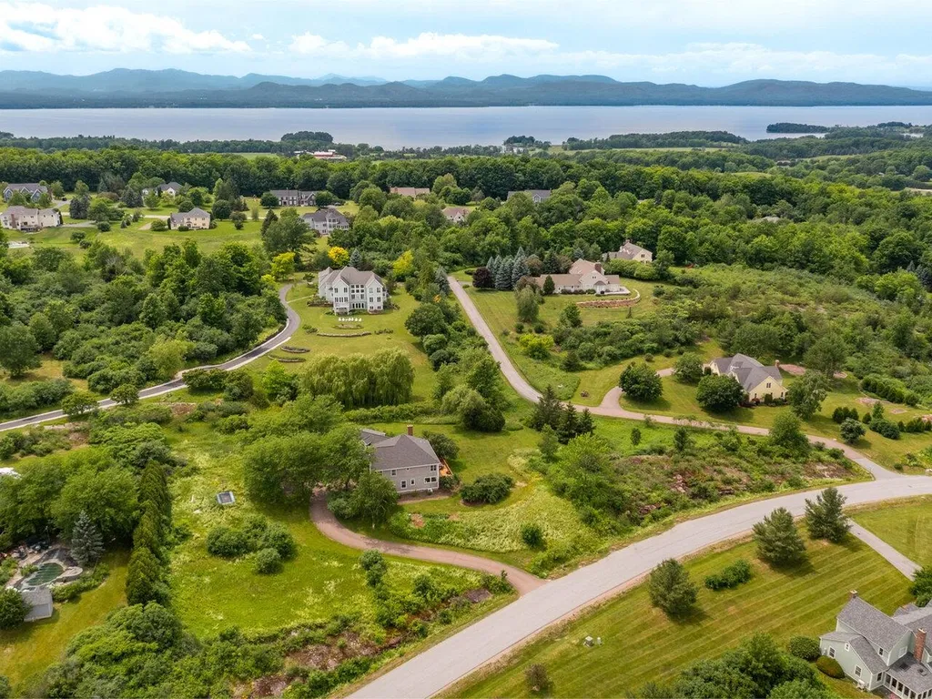 187 Ridgefield Road Shelburne VT 05482