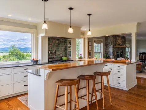 187 Ridgefield Road Shelburne VT 05482