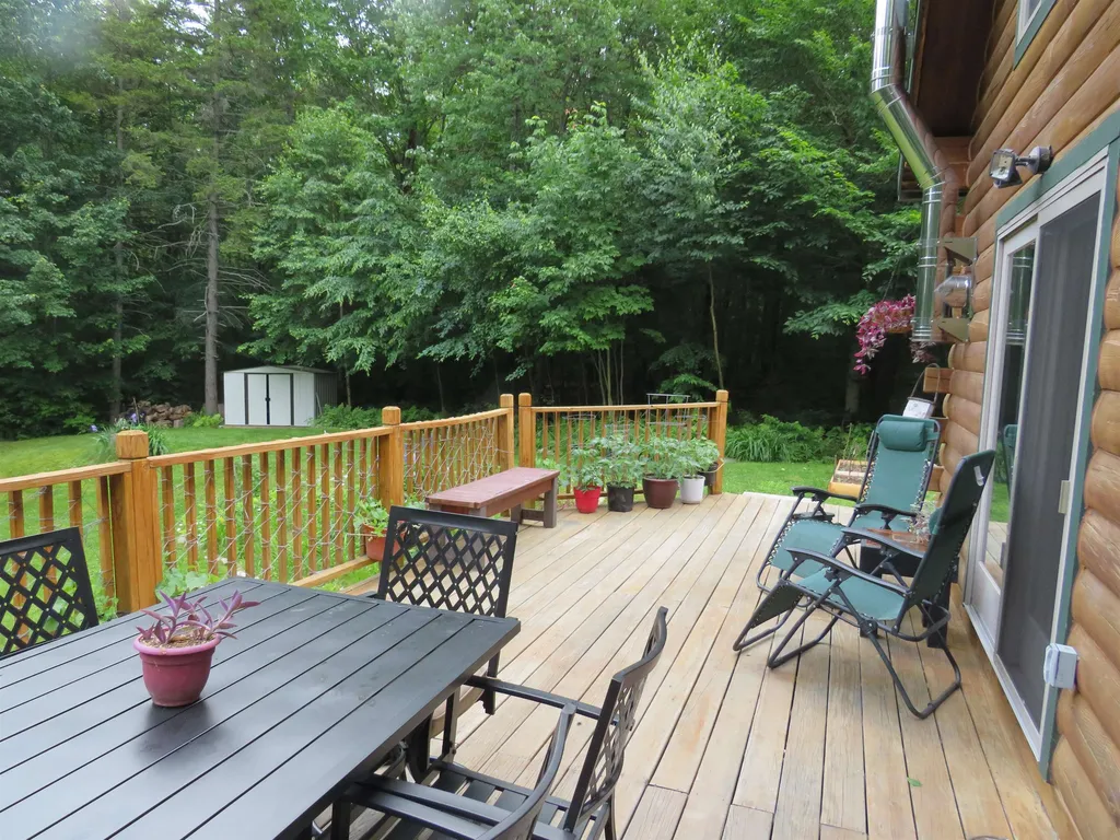 111 Palmer Road Enfield NH 03748