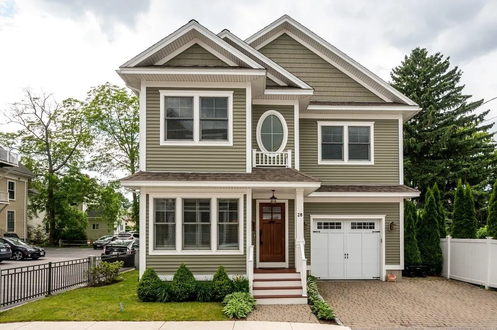 28 Rockingham Street Portsmouth NH 03801