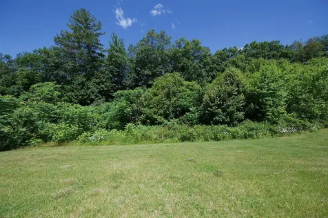 28 Tarah Way Fremont NH 03044