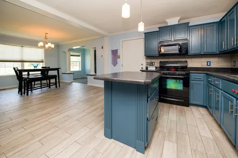 28 Tarah Way Fremont NH 03044