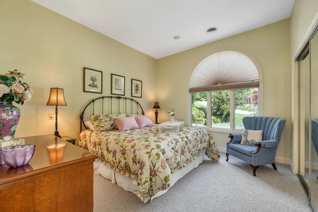 127 Samuel Hale Drive Hales Location NH 03860