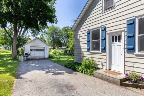 41 Simpson Court South Burlington VT 05403