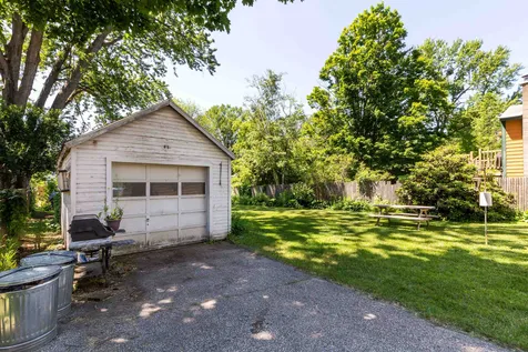 41 Simpson Court South Burlington VT 05403