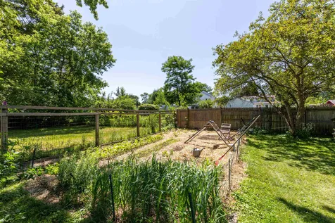 41 Simpson Court South Burlington VT 05403