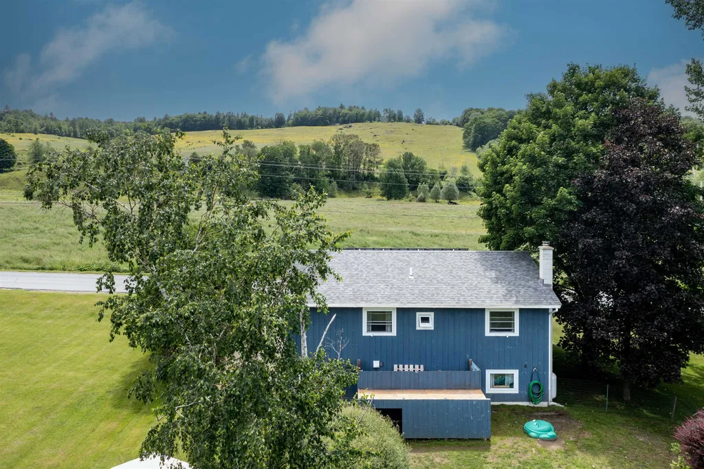 913 Kneeland Flats Waterbury VT 05676