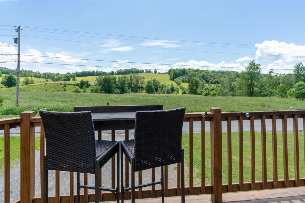 913 Kneeland Flats Waterbury VT 05676