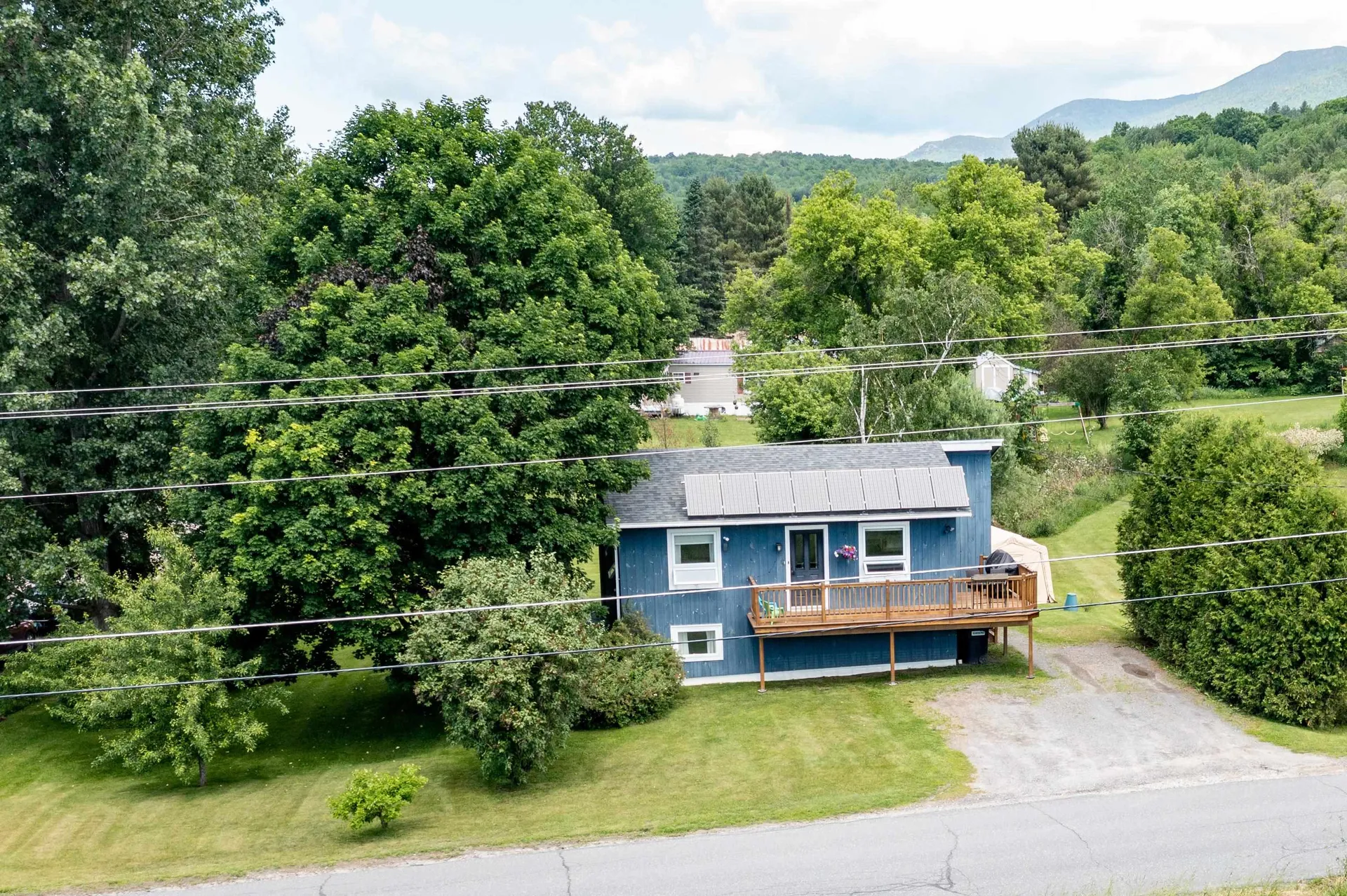 913 Kneeland Flats Waterbury VT 05676