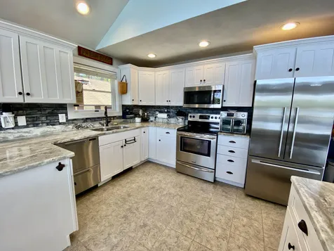 38 Saint James Avenue Milton NH 03851