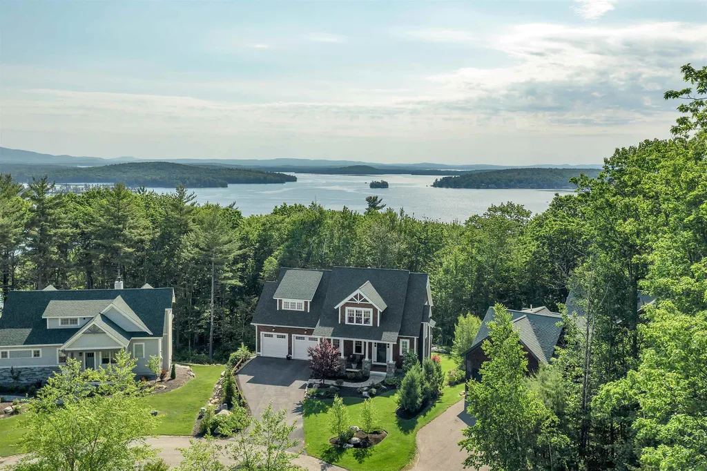 47 Yachtsmans Ridge Laconia NH 03246