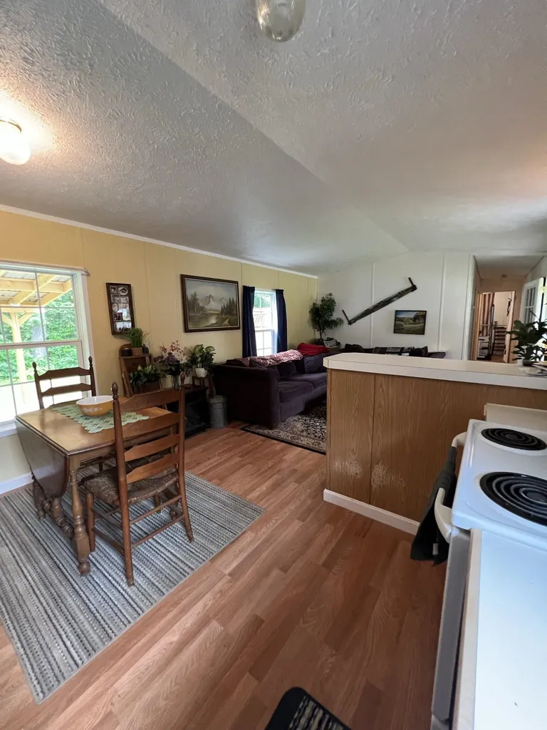 43 Mccusker Place Claremont NH 03743